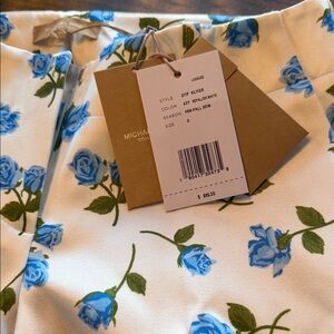 NWT Michael Kors collection floral low waisted capri in a size 0 retail $695.00